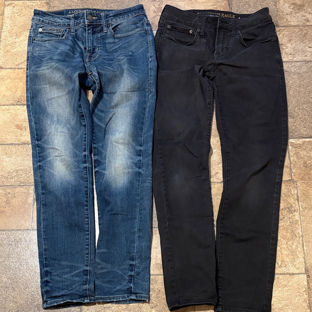American Eagle Outfitters Skinny Jeans in Blue and Black